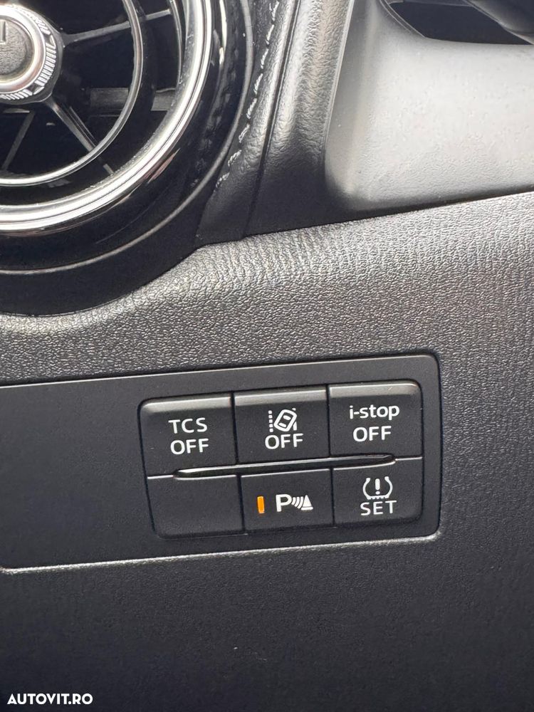 Mazda CX-3 G121 4x2 AT Takumi Plus - 28