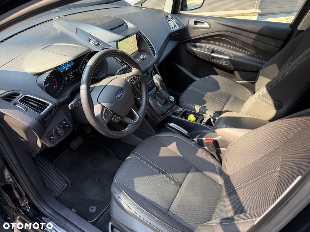 Ford Grand C-MAX - 12