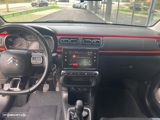 Citroën C3 1.2 PureTech Shine - 18