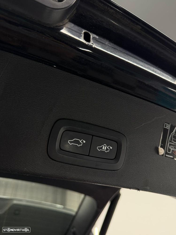 Volvo XC 40 P8 AWD Recharge RDesign - 9