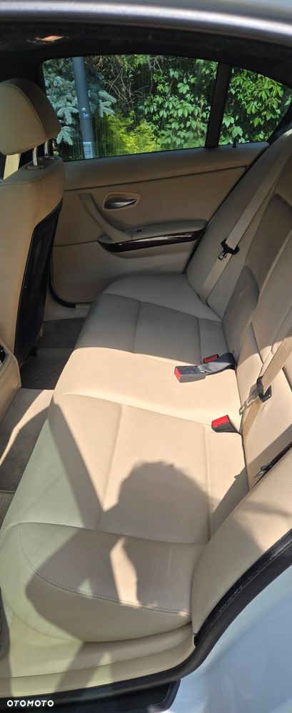 BMW Seria 3 335i - 9