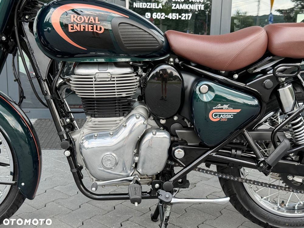 Royal Enfield Classic - 33