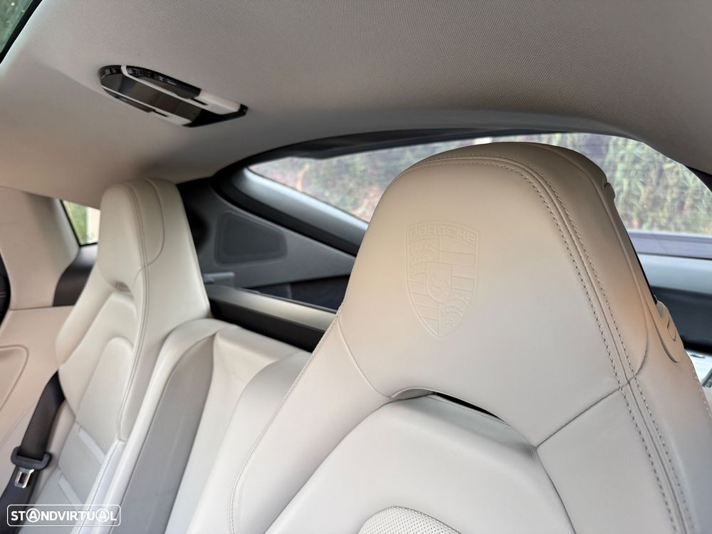 Porsche Panamera - 17