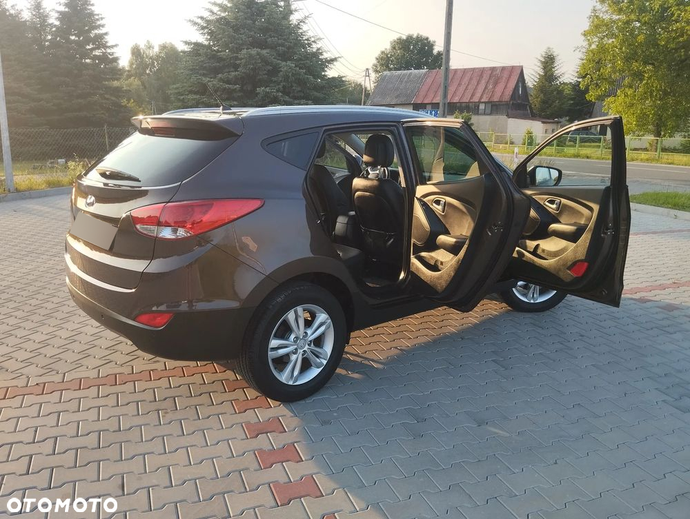 Hyundai ix35 blue 1.6 2WD Finale Gold - 19