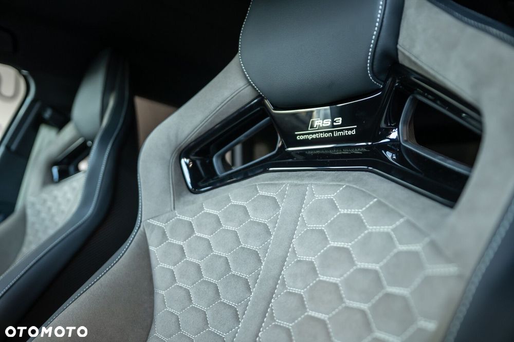 Audi RS3 Sportback - 11