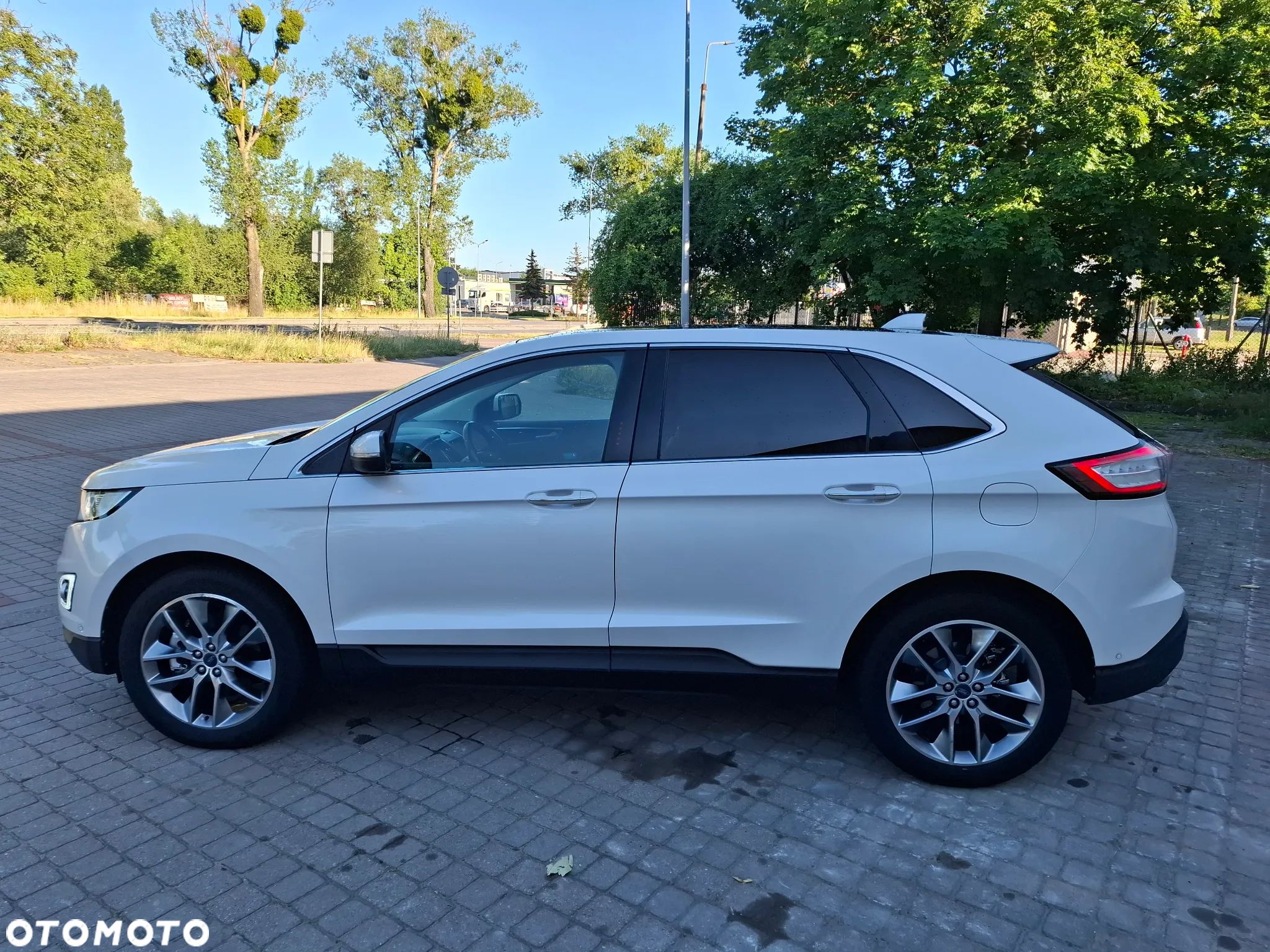 Ford Edge - 1