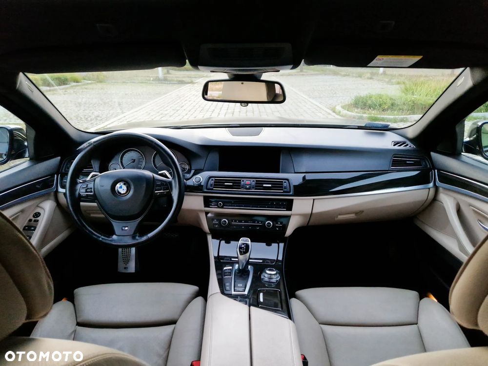 BMW Seria 5 M550d xDrive - 10