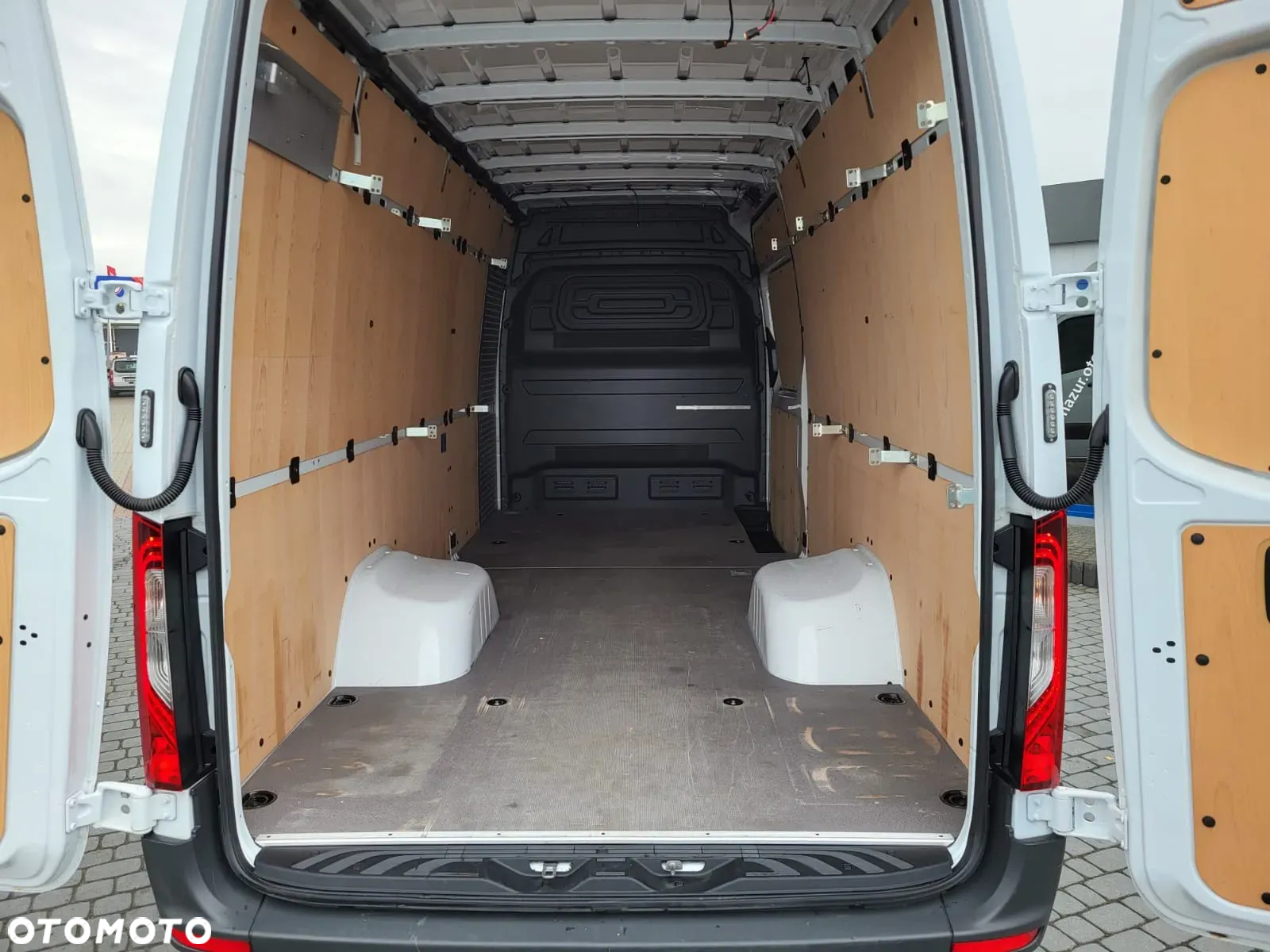 Mercedes-Benz SPRINTER 519 CDI- 4x4 -MAXI-AUTOMAT 9G-NOWY - 22