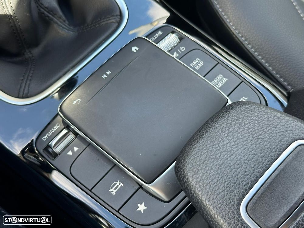 Mercedes-Benz A 160 AMG Line - 17