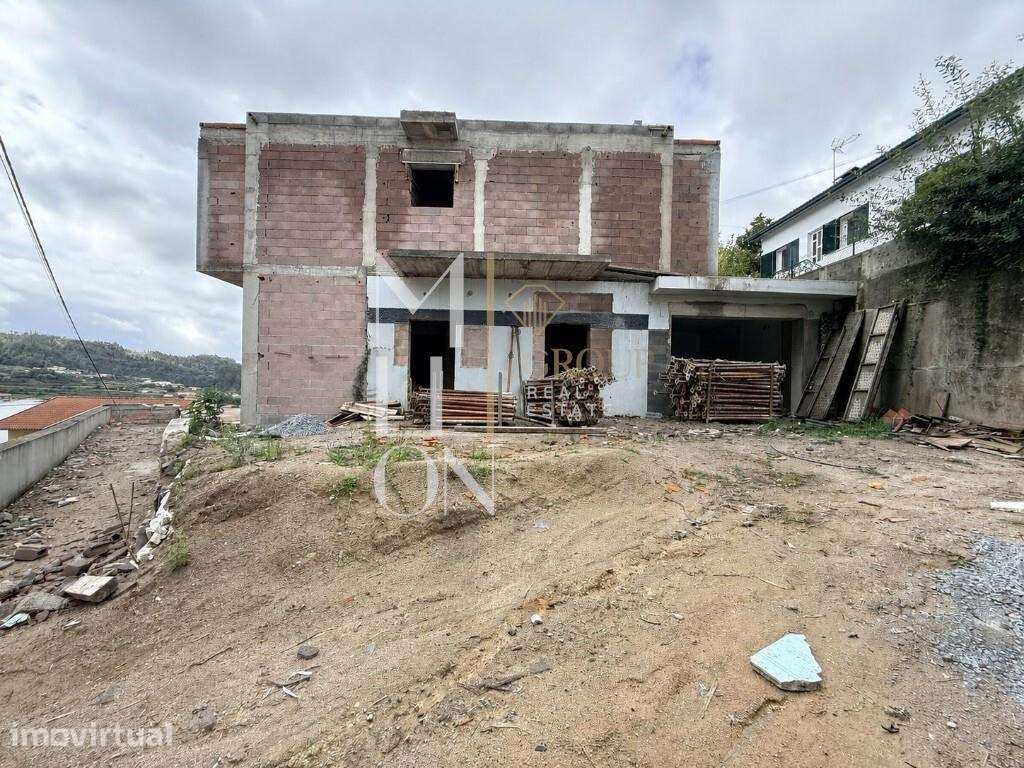 Moradia T3 Geminada em Construção - Grande imagem: 2/21