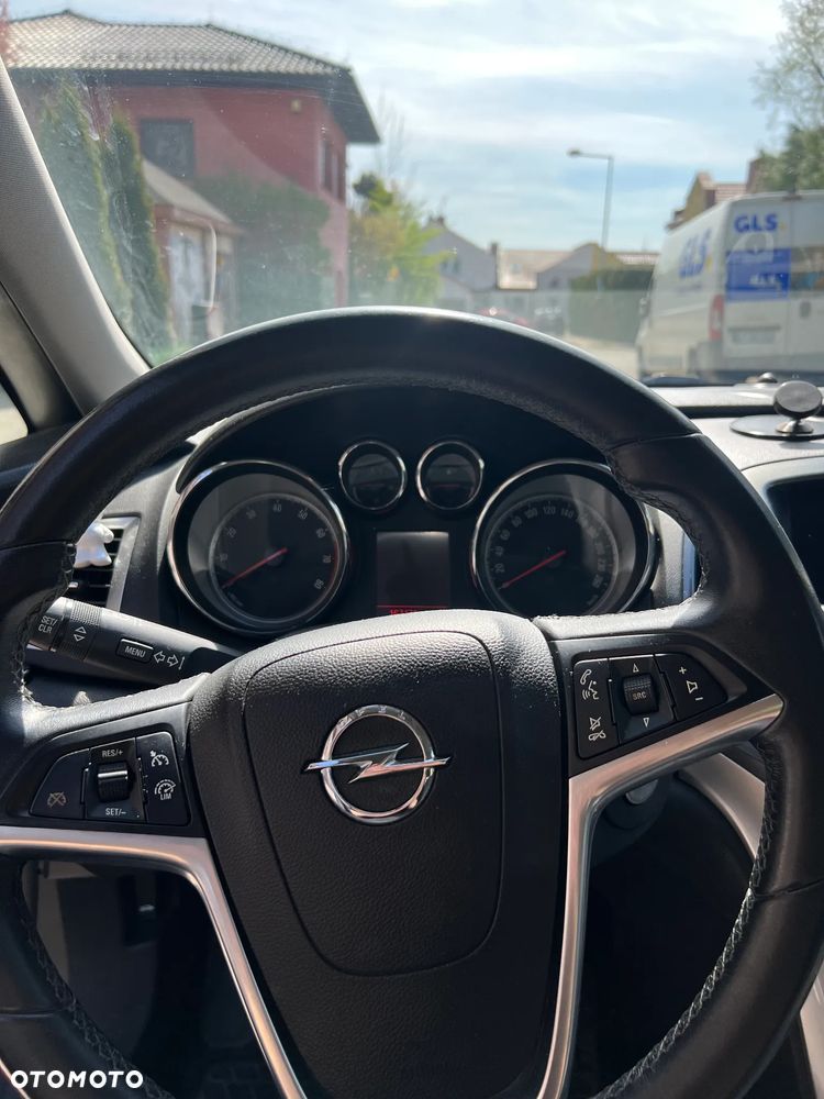Opel Astra 1.4 T Active - 11