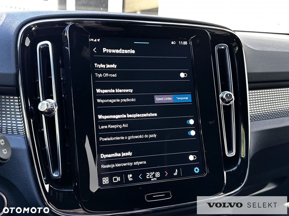 Volvo XC 40 - 30