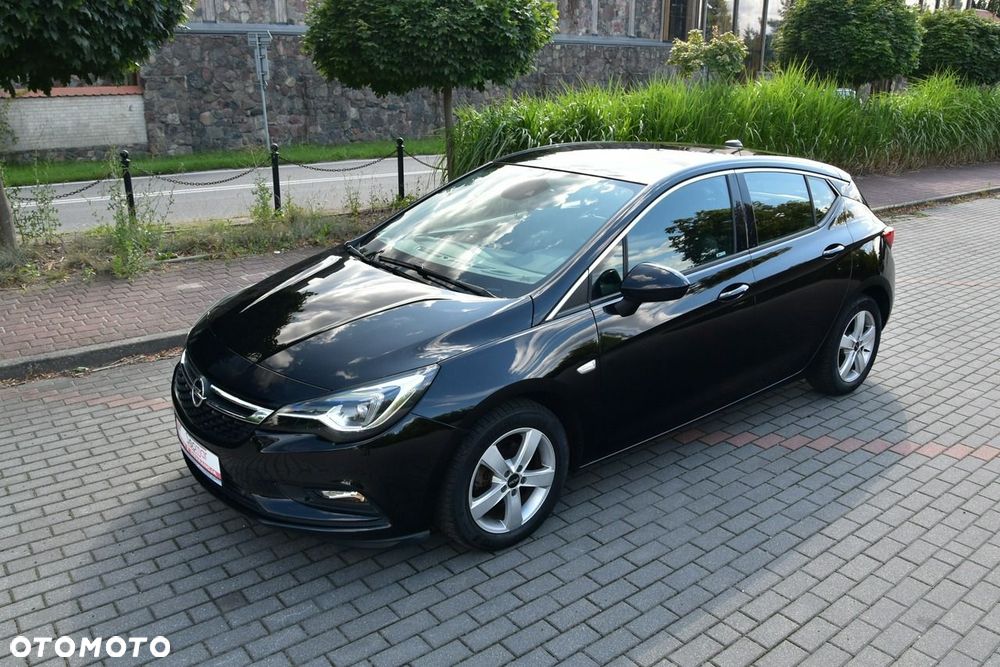 Opel Astra 1.4 T Enjoy S&S - 18