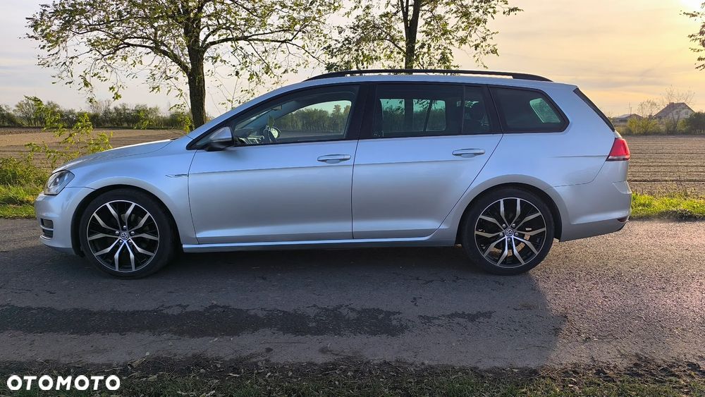 Volkswagen Golf - 12