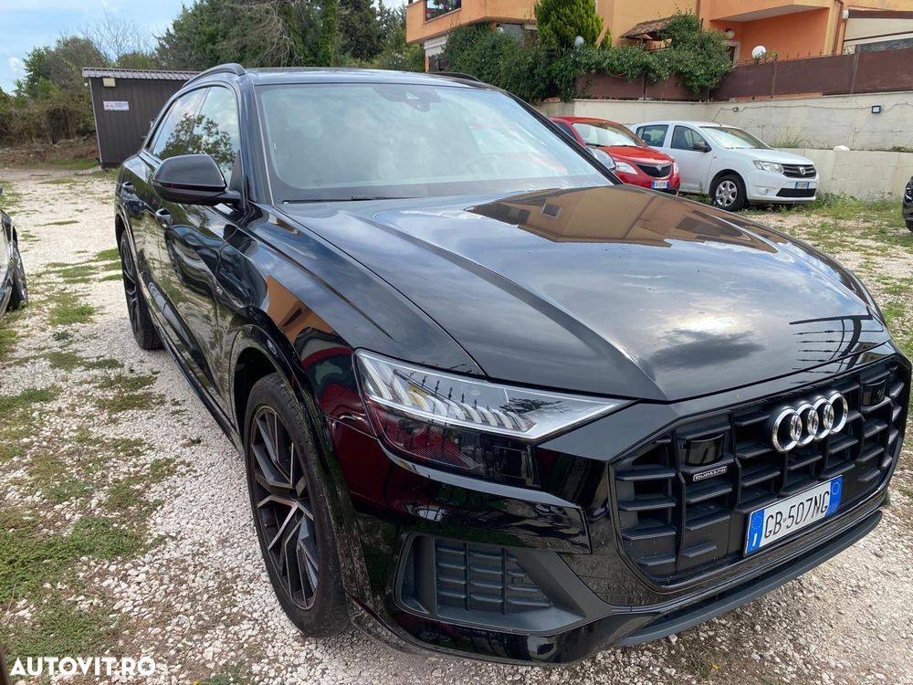 Audi Q8 - 9