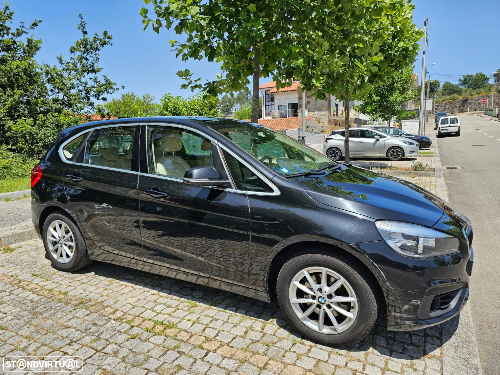 BMW 216 Active Tourer d Line Luxury - 10