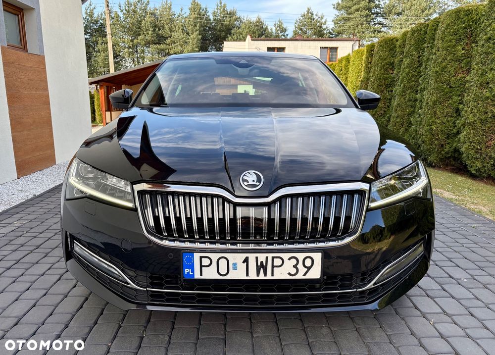 Skoda Superb 2.0 TSI 4x4 L&K DSG - 2