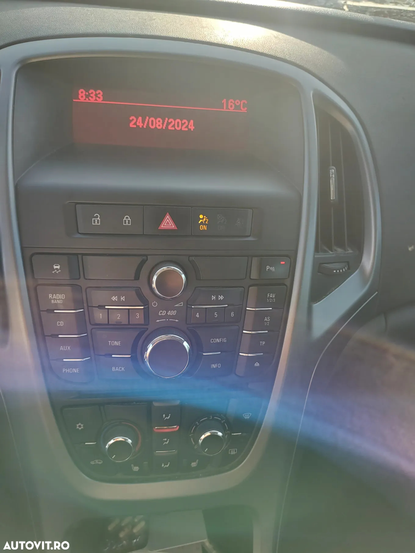Opel Astra GTC 1.4 Turbo Sport - 4