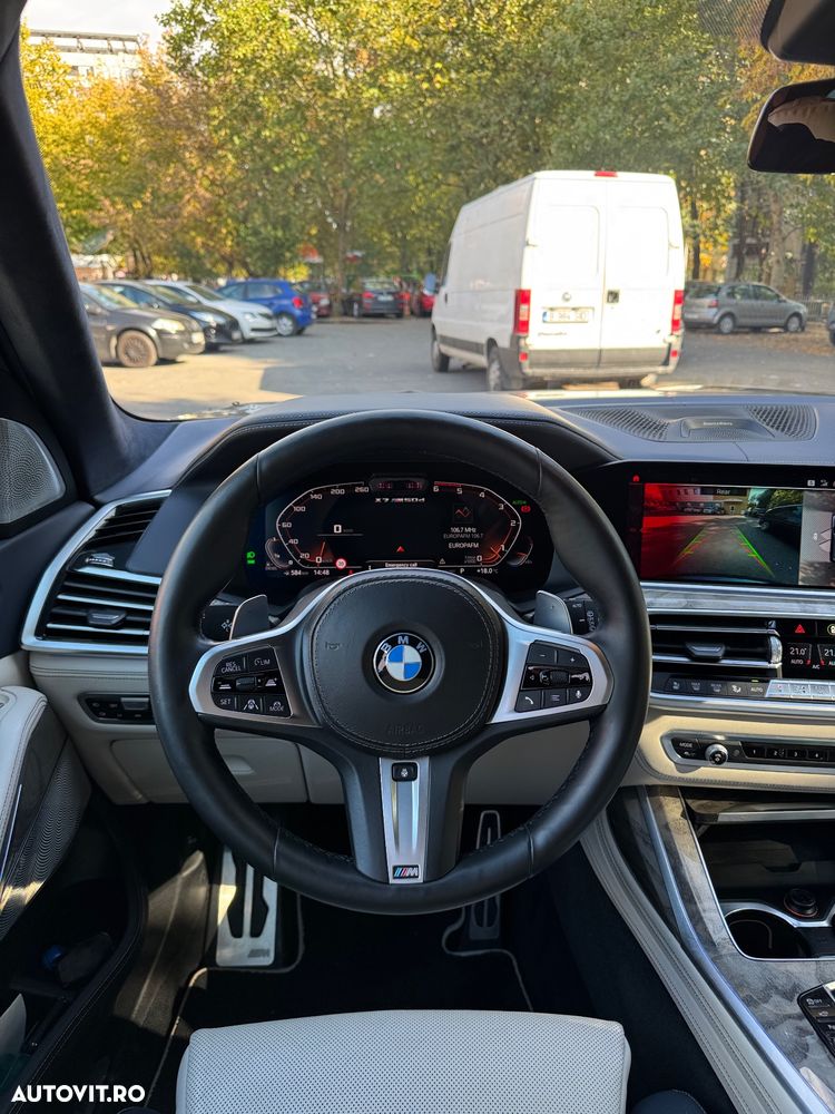 BMW X7 M50d - 8