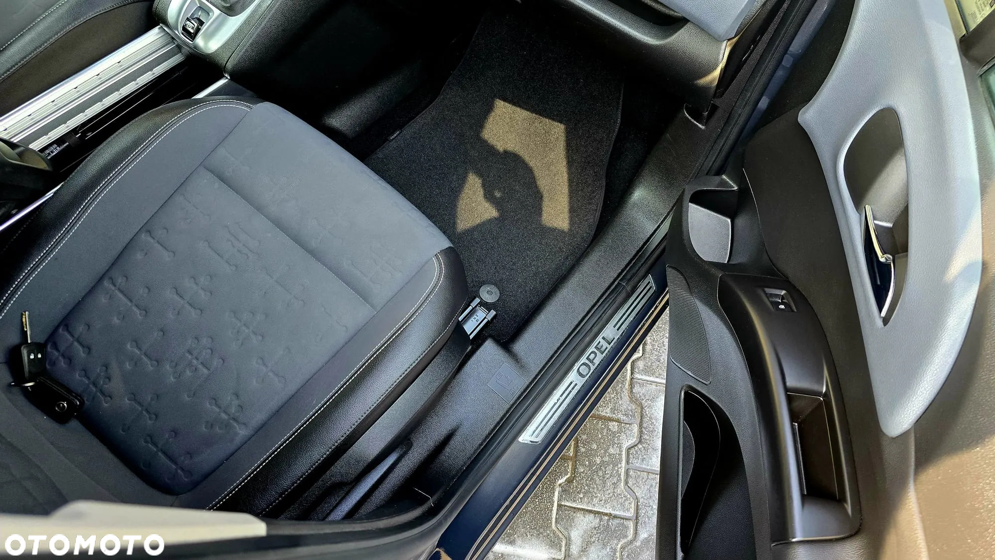 Opel Meriva 1.4 T Cosmo - 16