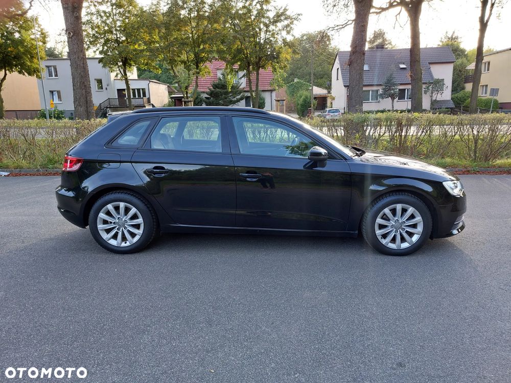 Audi A3 Sportback 1.6 TDI ultra Attraction - 7