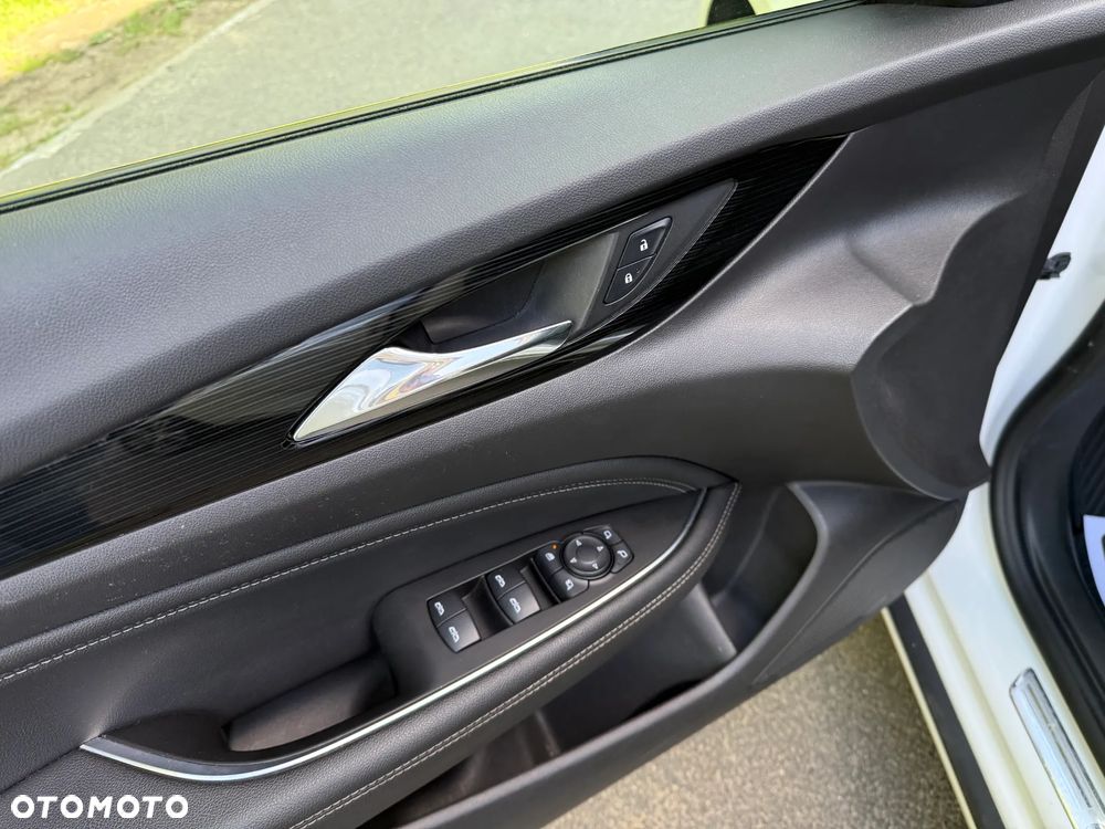 Opel Insignia 2.0 CDTI 4x4 Elite S&S - 29