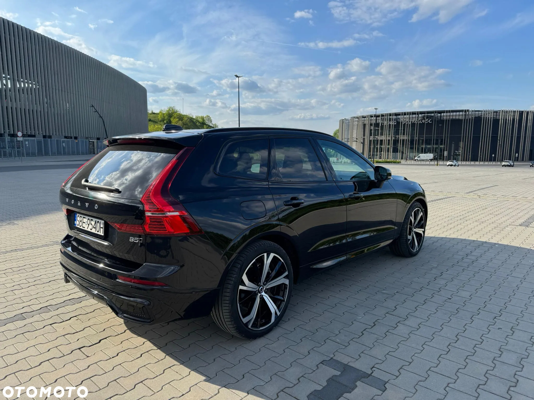 Volvo XC 60 B5 B AWD Ultimate Black Edition - 4