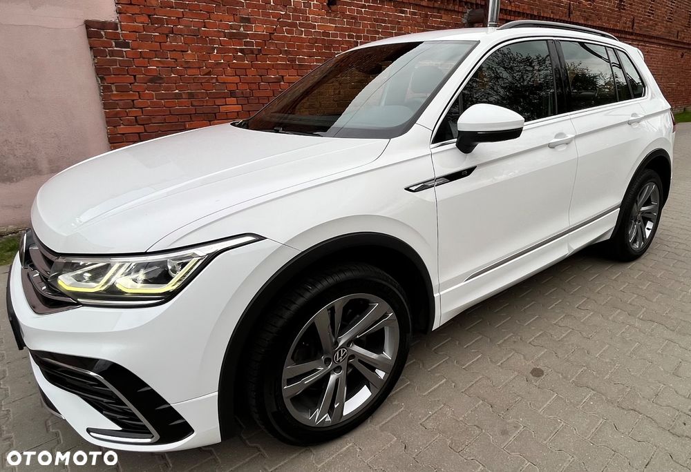Volkswagen Tiguan 2.0 TDI SCR 4MotION DSG R-Line - 33