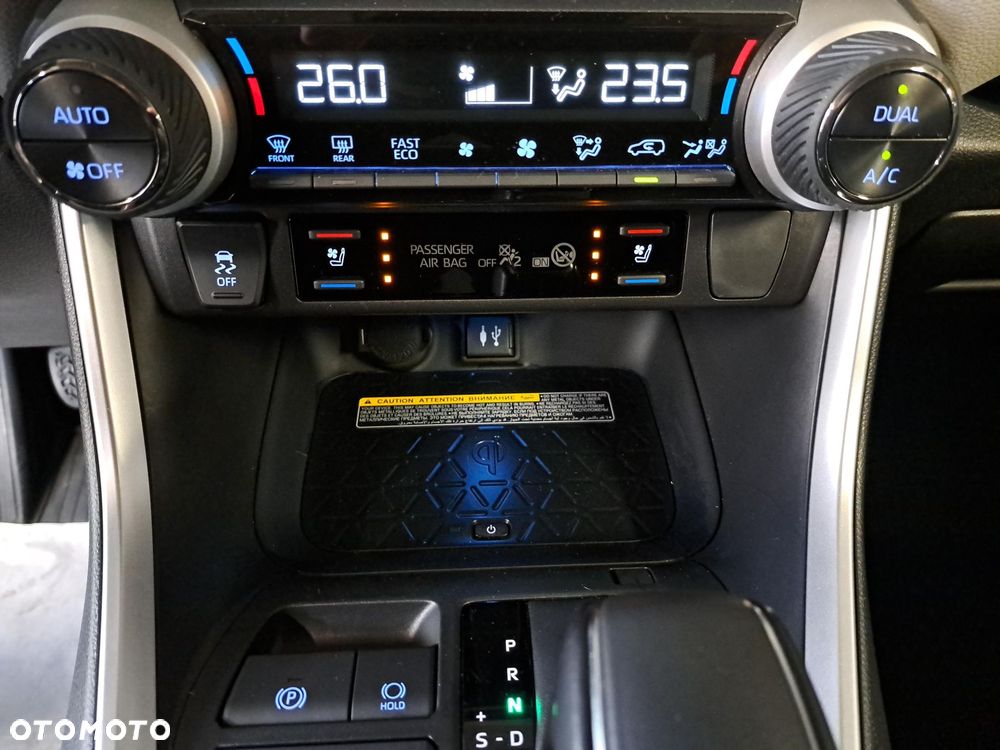 Toyota RAV4 2.5 Hybrid Executive 4x4 - 28