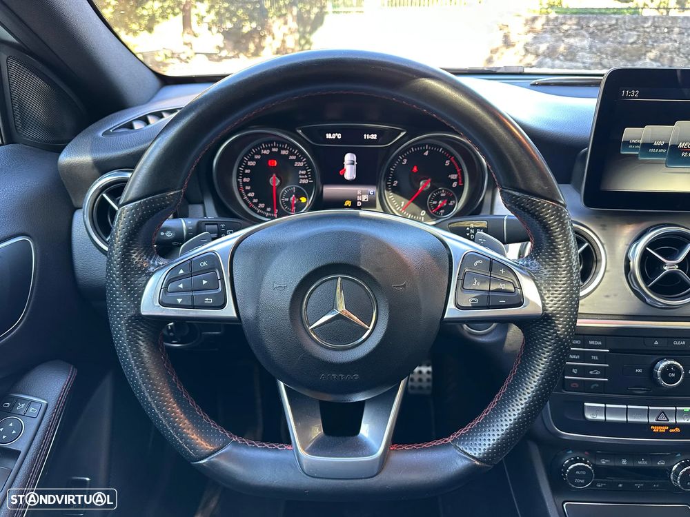 Mercedes-Benz GLA 180 - 17
