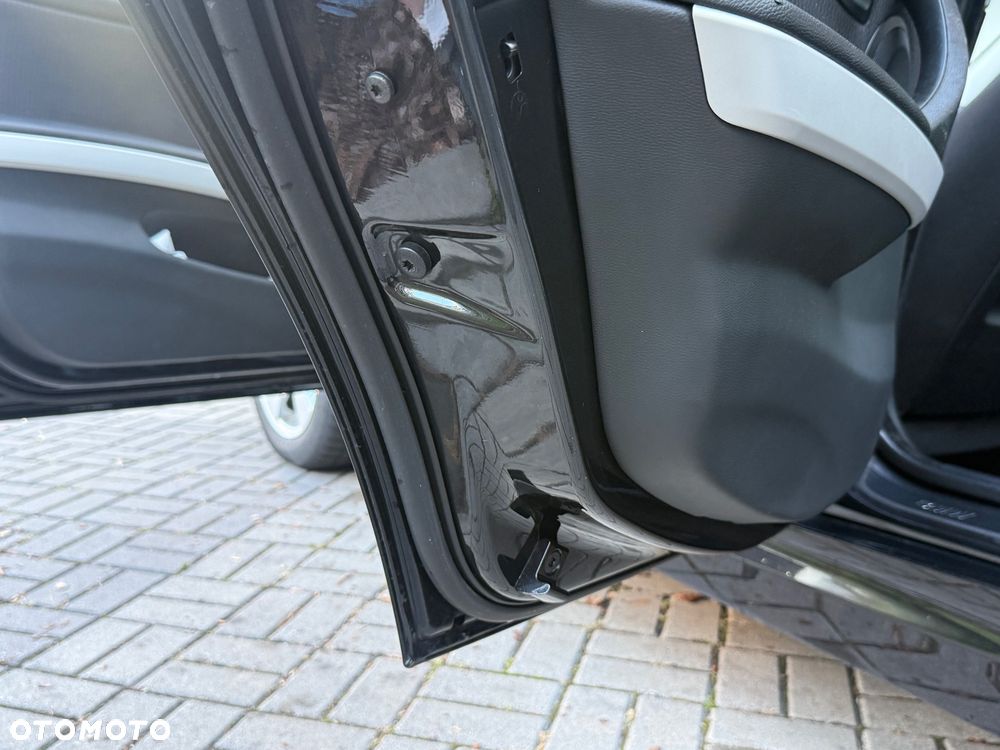 BMW Seria 3 - 13