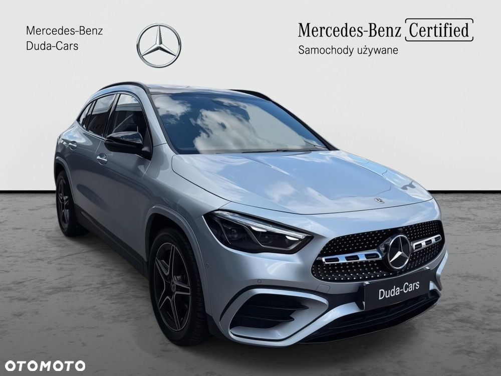 Mercedes-Benz GLA 200 AMG Line - 8