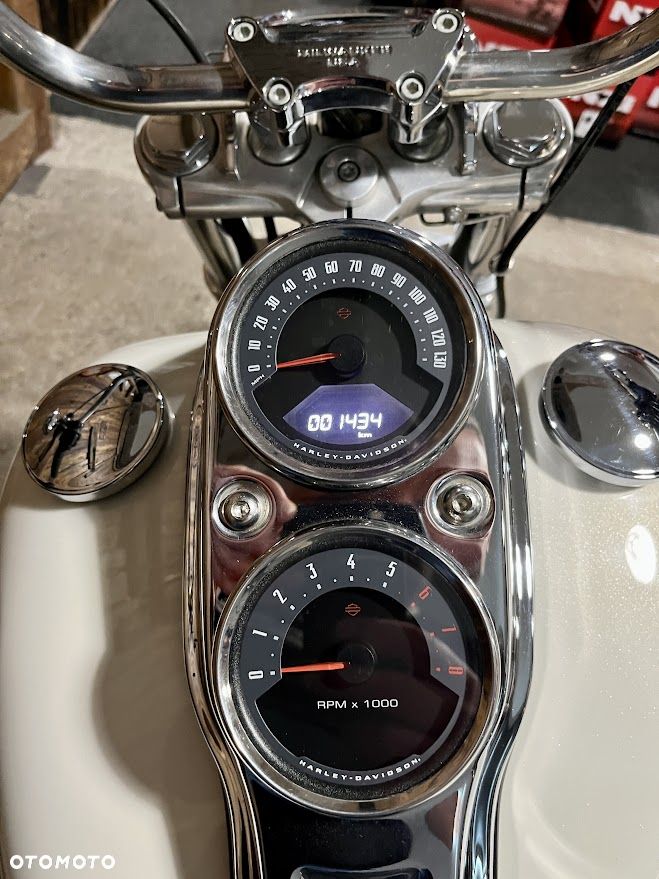 Harley-Davidson Softail Low Rider - 10