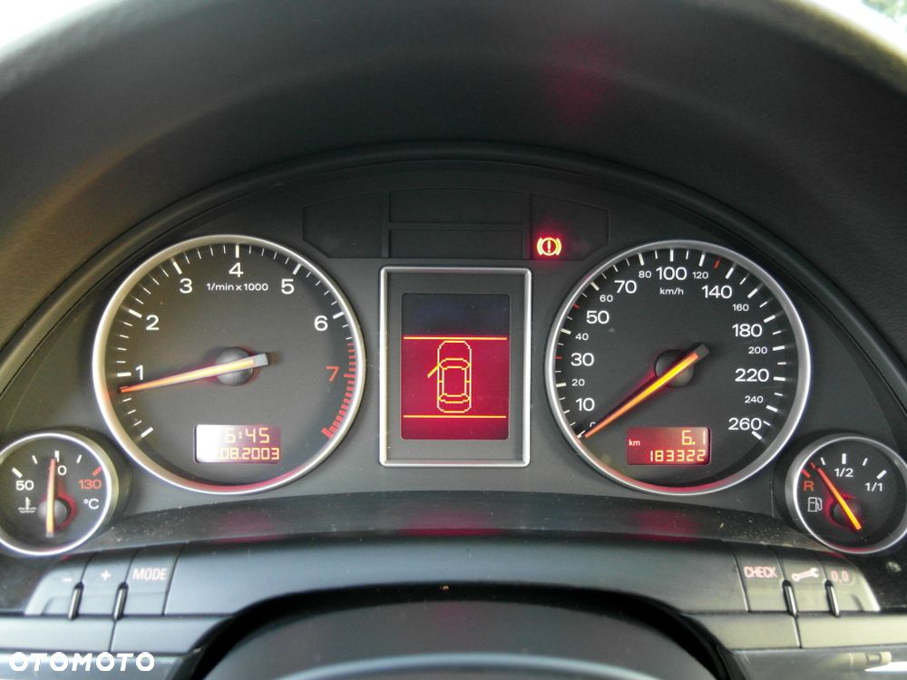 Audi A4 Avant - 25