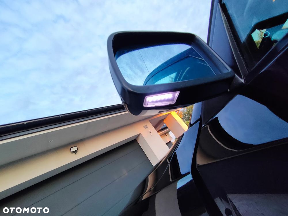 BMW Seria 5 - 35