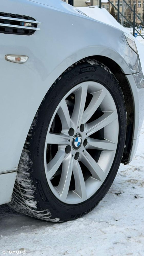 BMW Seria 5 523i - 12