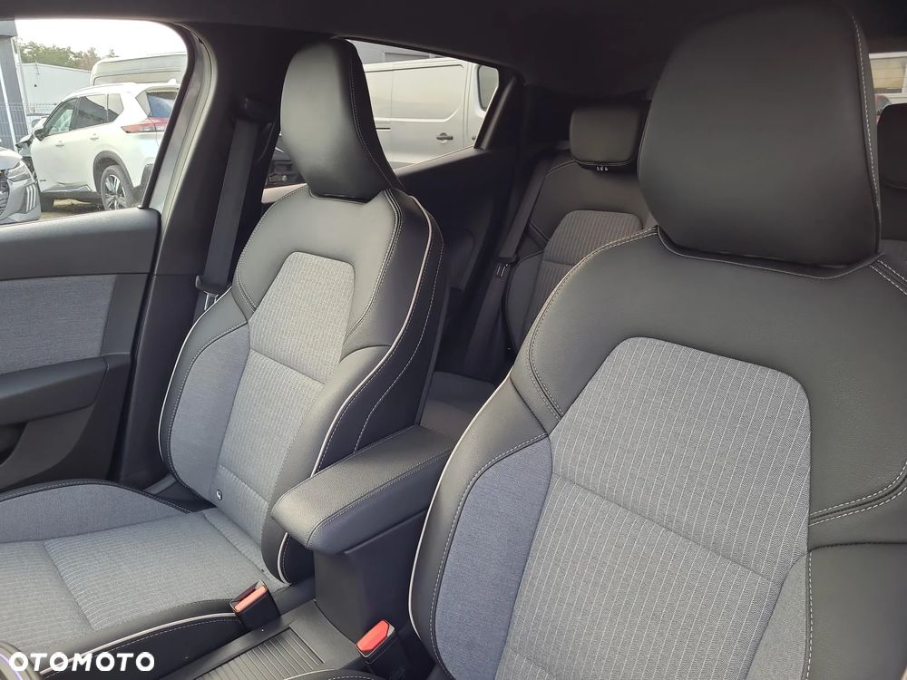 Renault Clio 1.0 TCe Techno - 11