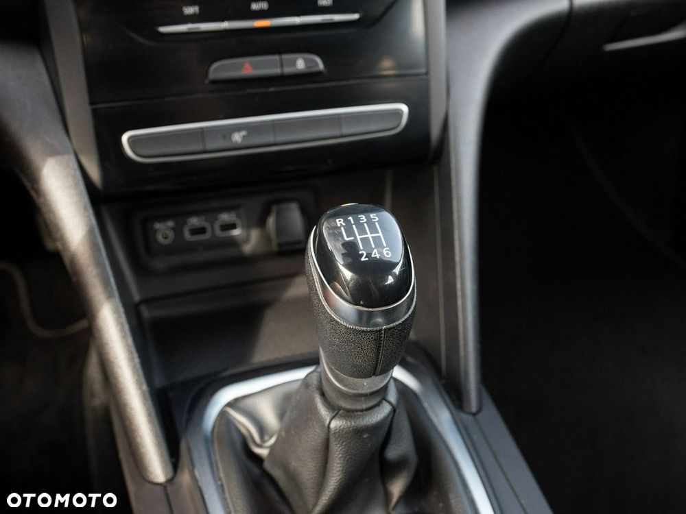 Renault Megane 1.3 TCe FAP Equilibre - 15