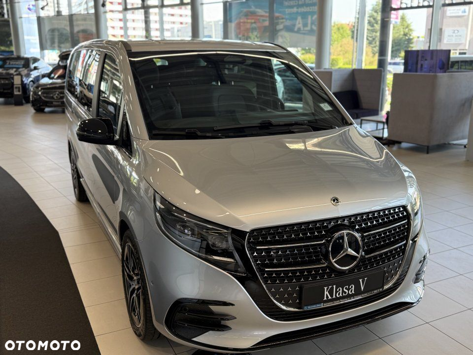 Mercedes-Benz Klasa V - 3
