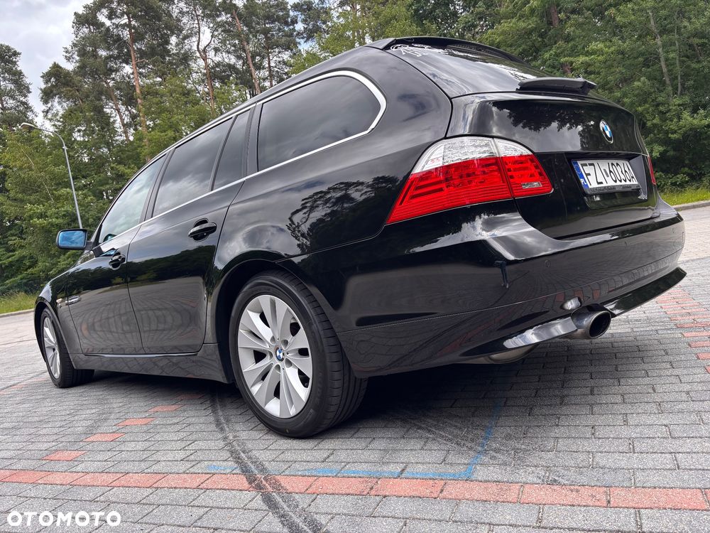 BMW Seria 5 520d Edition Exclusive - 15