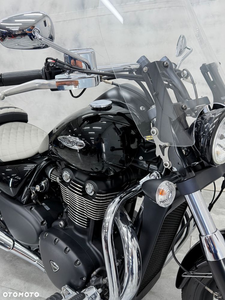 Triumph Thunderbird - 8