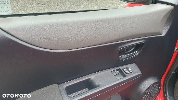 Toyota Yaris 1.4 D-4D Luna EU5 - 21