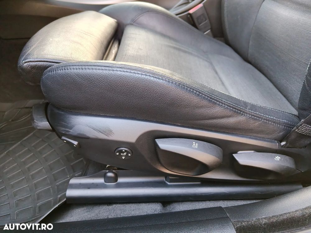 BMW Seria 3 318i Edition Sport - 19