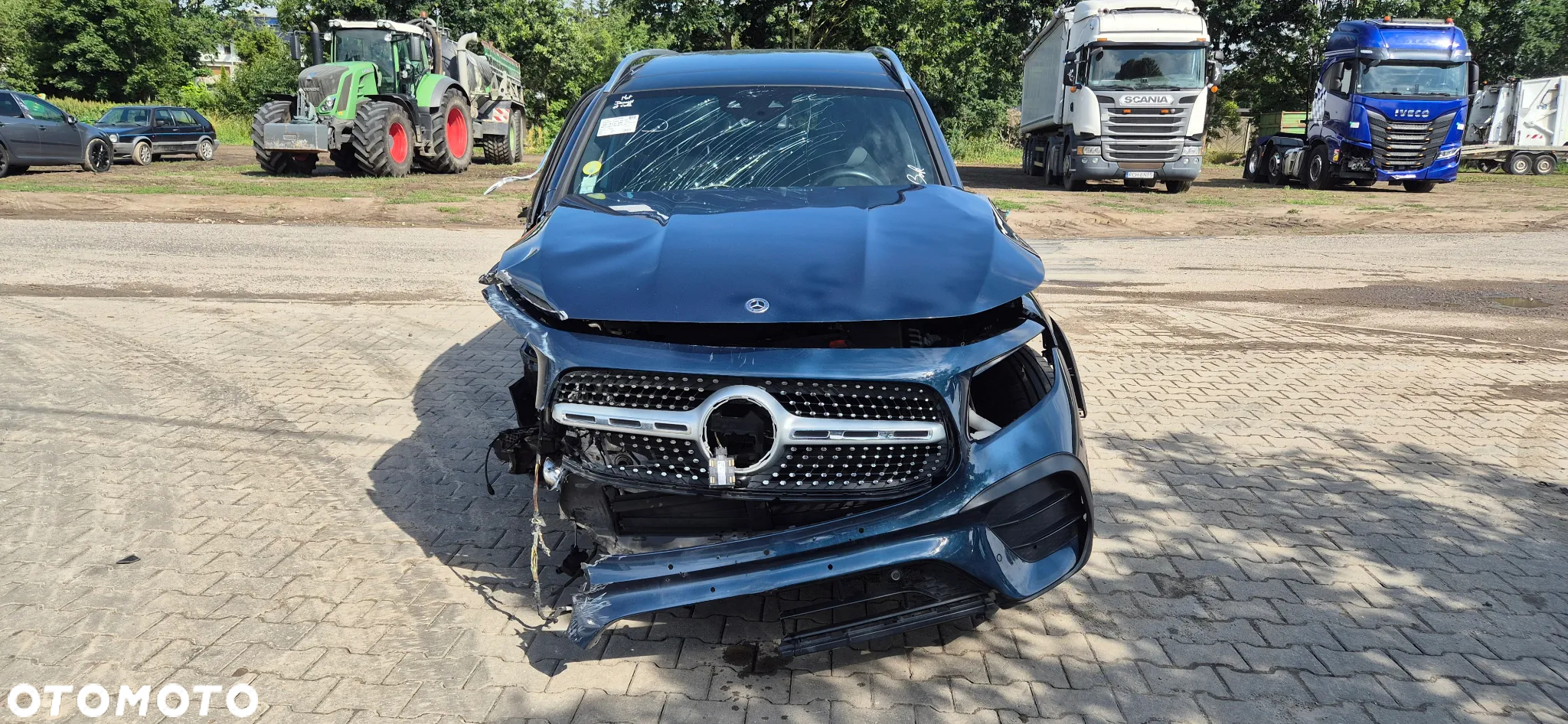 Mercedes-Benz GLB 200 d 4-Matic AMG Line 8G-DCT - 2