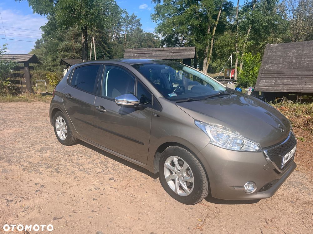 Peugeot 208 1.2 PureTech Style - 10