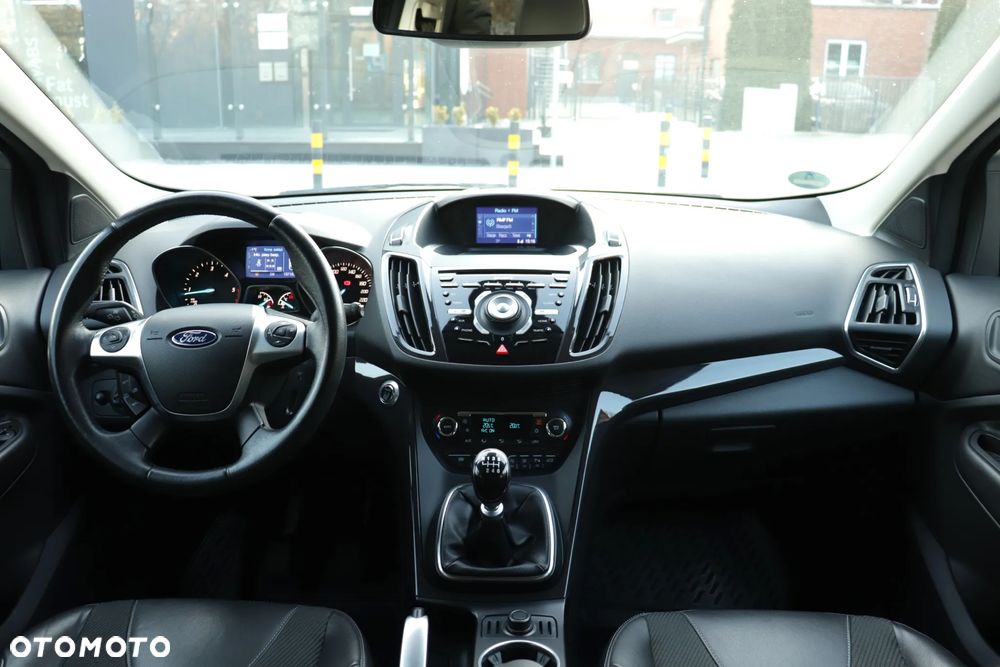 Ford Kuga 2.0 TDCi 4WD Titanium Plus - 27