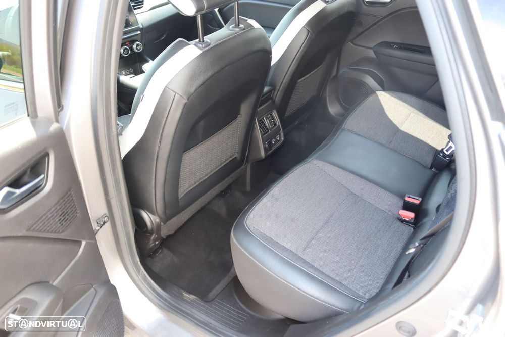Renault Captur - 27