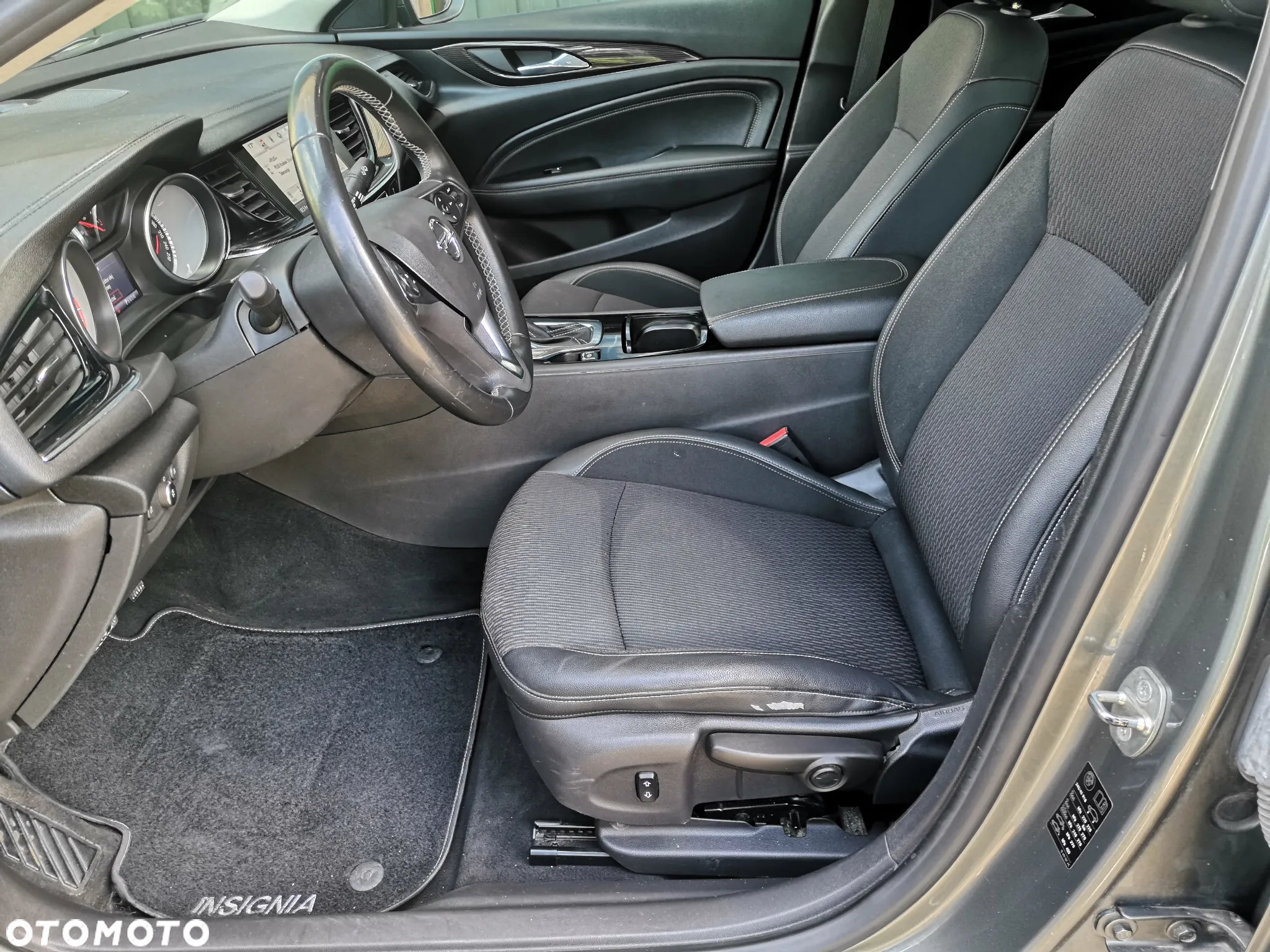 Opel Insignia 1.5 T Elite S&S - 16