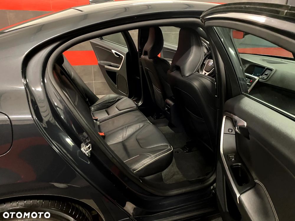 Volvo S60 D4 Drive-E R-Design Summum - 21