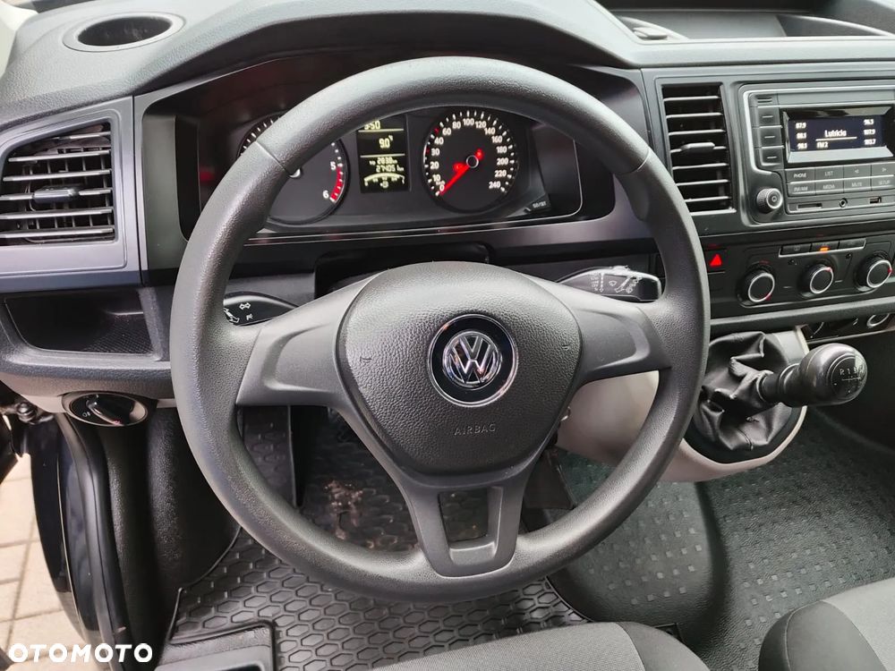 Volkswagen Transporter - 18